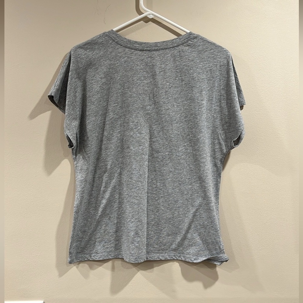 🔥Gray Disney Shirt with Leopard Print Bow🔥 - Picture 2 of 6
